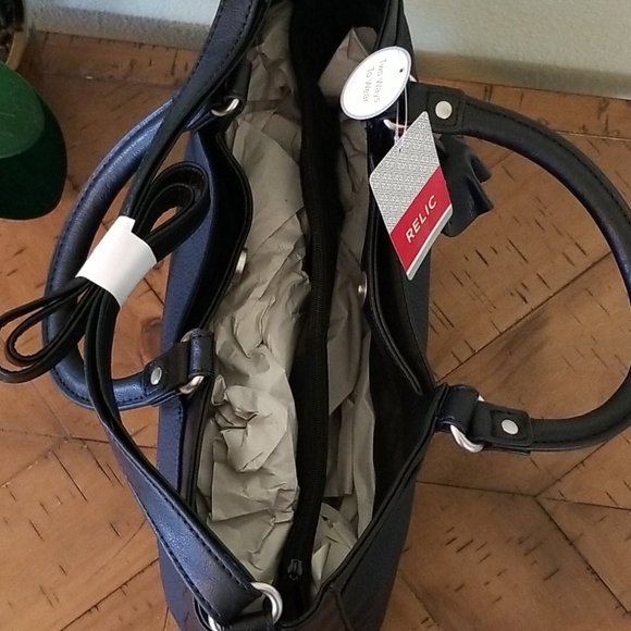 🆕️ Relic by Fossil Satchel - Picture 15 of 16